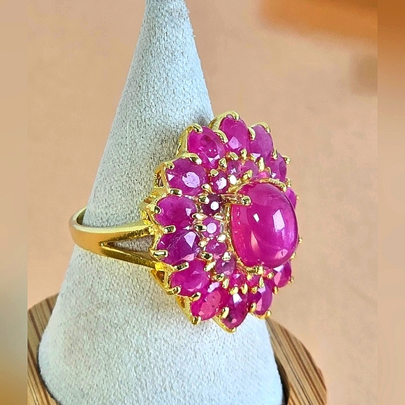 925 Sterling Silver Ring Sz 7 with Natural Ruby Gemstones - Picture 5 of 13